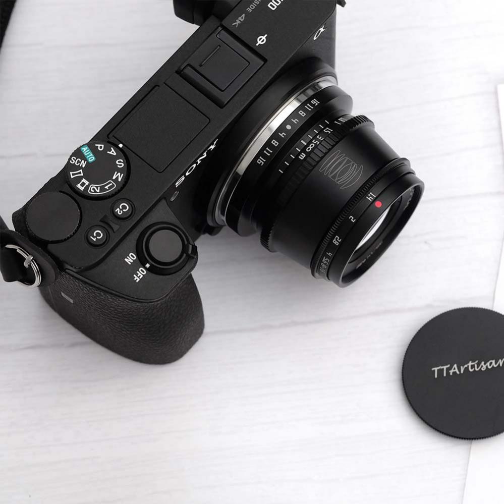 TTartisan 35mm f/1.4 objektiv APS-C för Sony E