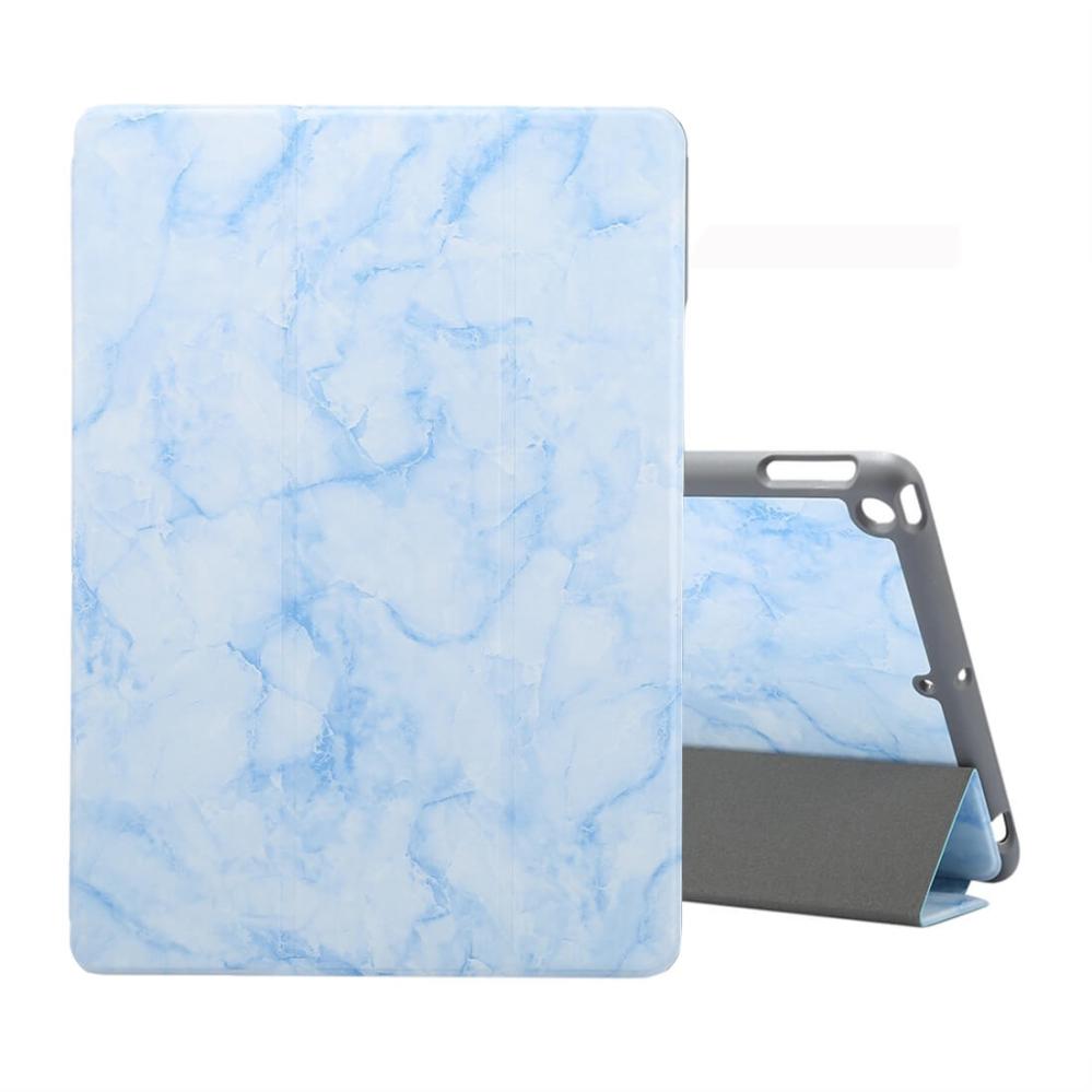 Fodral för iPad 10.2 med blå marmormönster