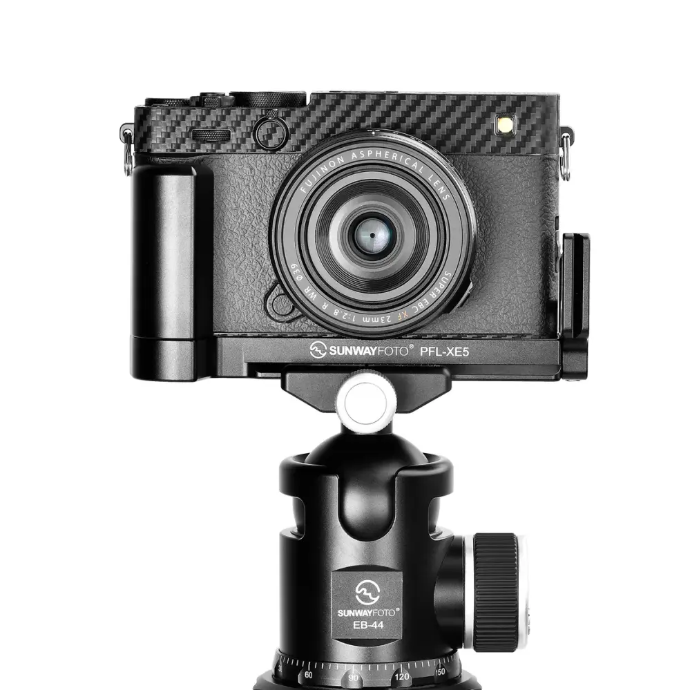  Sunwayfoto L-bracket med handgrepp för Fujifilm X-E5 (PFL-XE5) från Kamda – snabb leverans och trygg e-handel