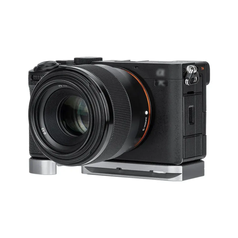  JCC Grepp/Bracket för Sony A7C II A7C R med fack för AirTag från Kamda – snabb leverans och trygg e-handel