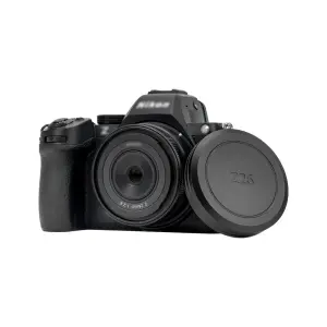 JJC LC-Z26 Objektivlock i aluminium f&ouml;r Nikon Z 26mm f/2.8 fr&aring;n Kamda &ndash; snabb leverans och trygg e-handel