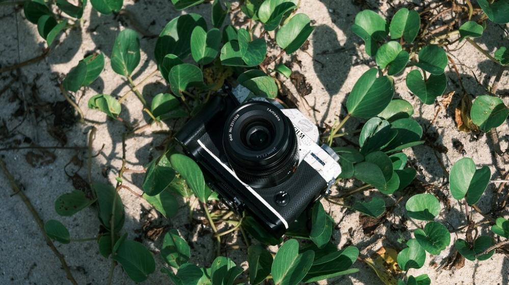 7Artisans 24mm f/1.4 APS-C objektiv för Canon EOS RF-kameror från Kamda – snabb leverans och trygg e-handel