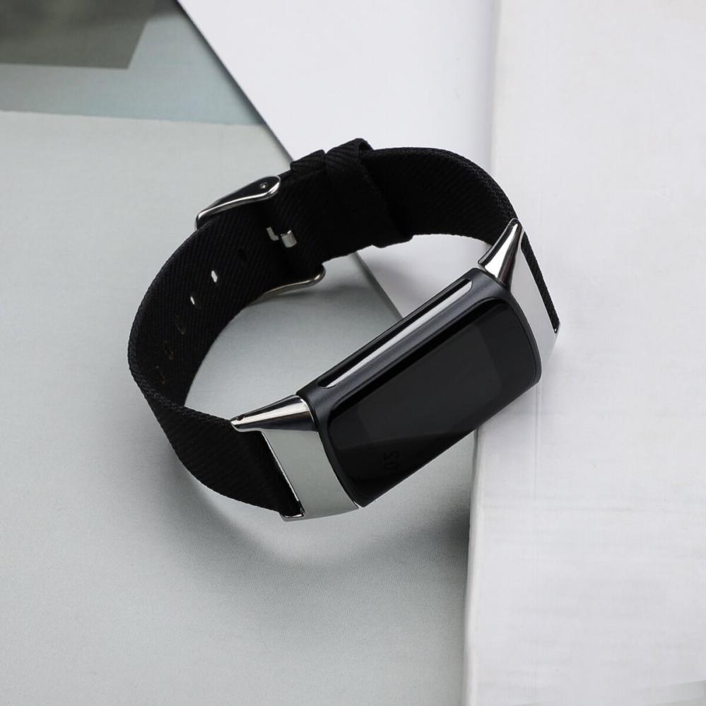 Armband för Fitbit Charge 5 - Svart Nylon