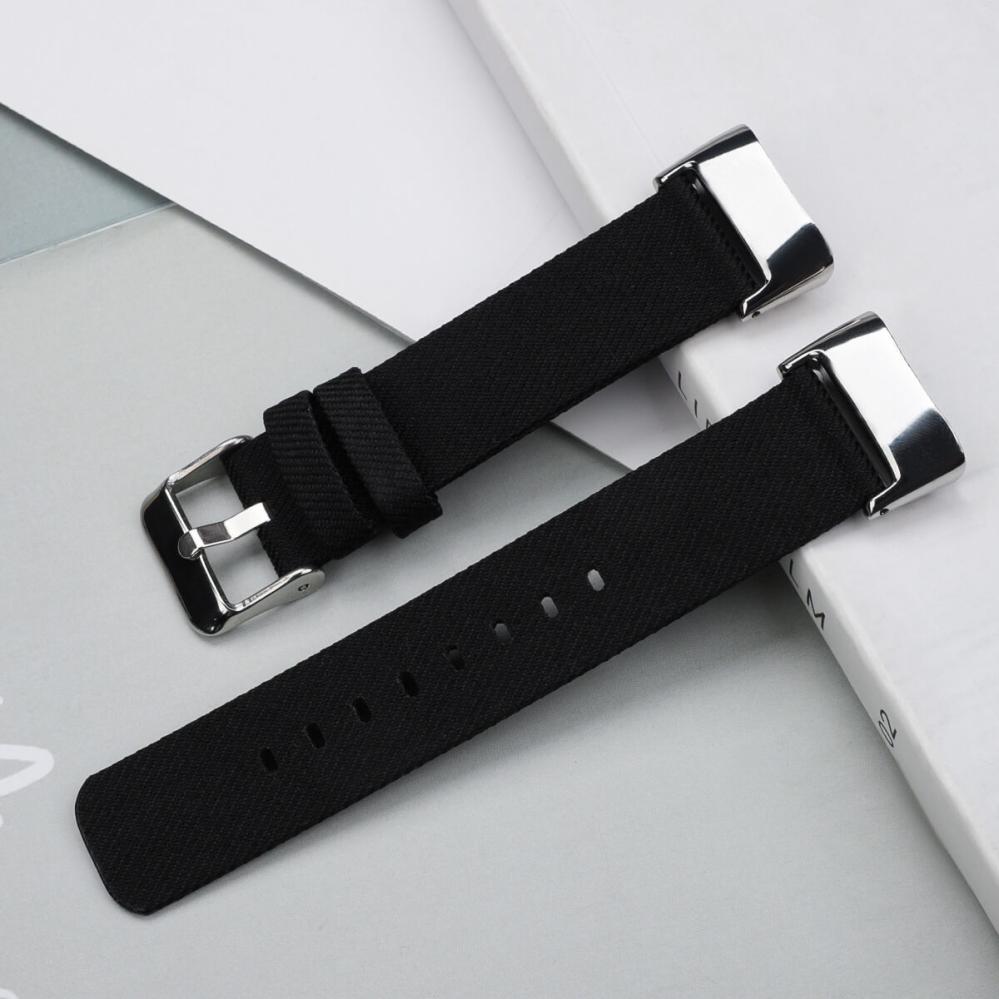 Armband för Fitbit Charge 5 - Svart Nylon