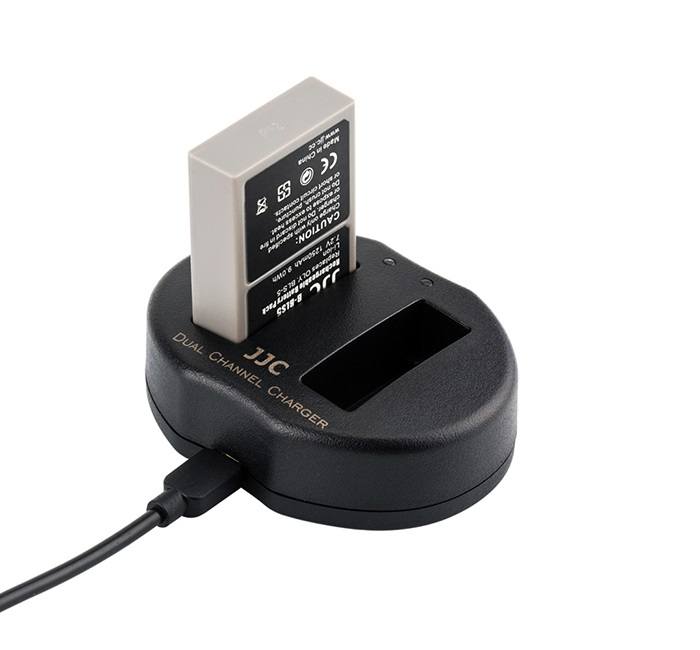 JJC USB-driven dubbel batteriladdare för Olympus BLS-1/BLS-5/BLS-50