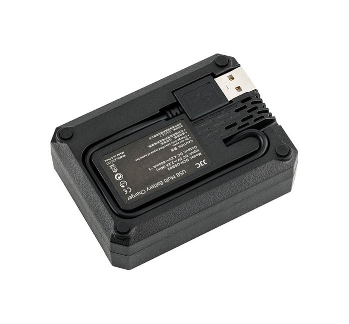  JJC USB-driven trippel batteriladdare för Ricoh DB-110, Olympus LI-90B