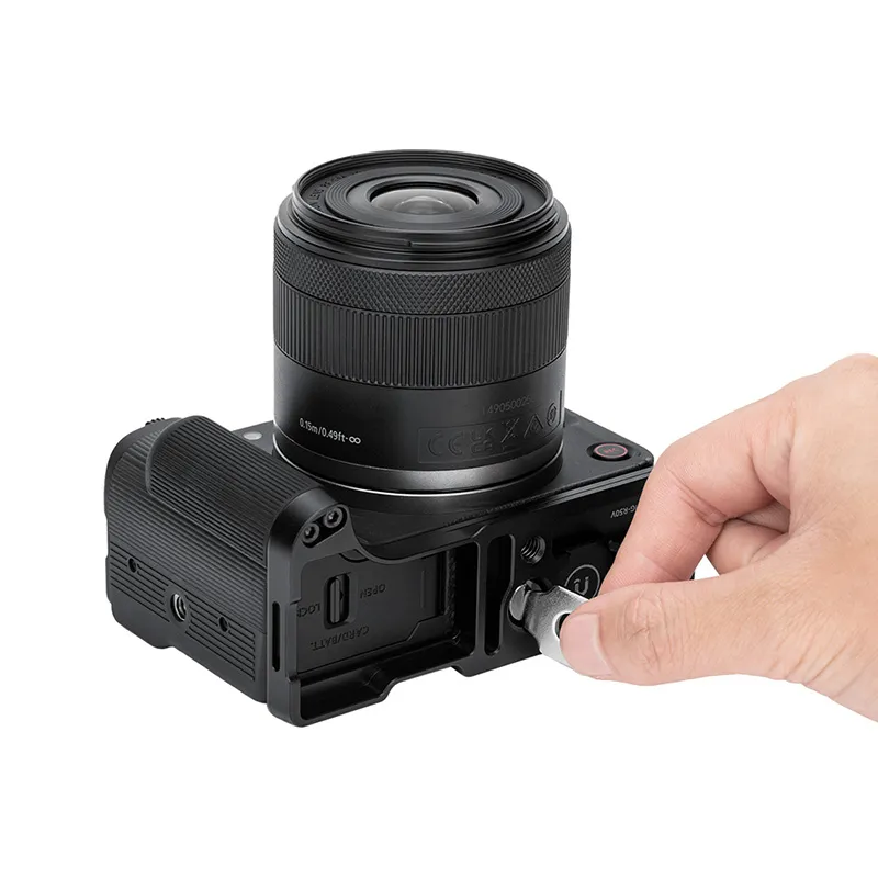 JJC handgrepp för Canon EOS R50 V med fack för AirTag