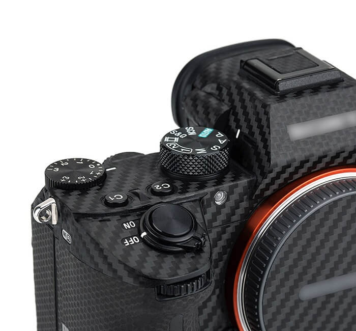  Kiwifotos Skin fr Sony a7 III, a7R III - Svart kolfiberfilm