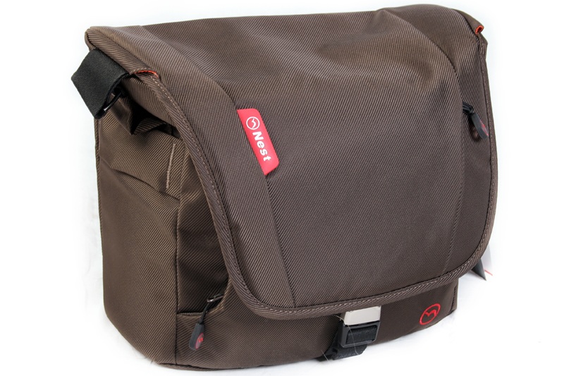 Nest kameraväska Athena30 - Brun 14 liter