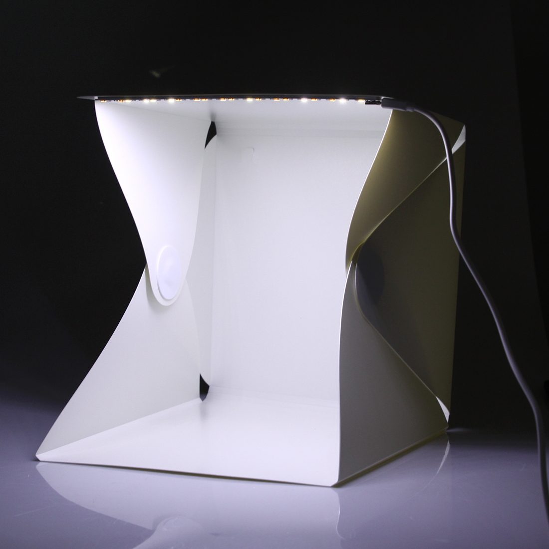 Ljustältbox med lysdioder 22x24x24cm