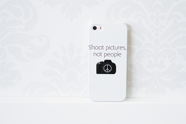  Skal för iPhone 5/5S/SE - Peace shoot pictures, not people