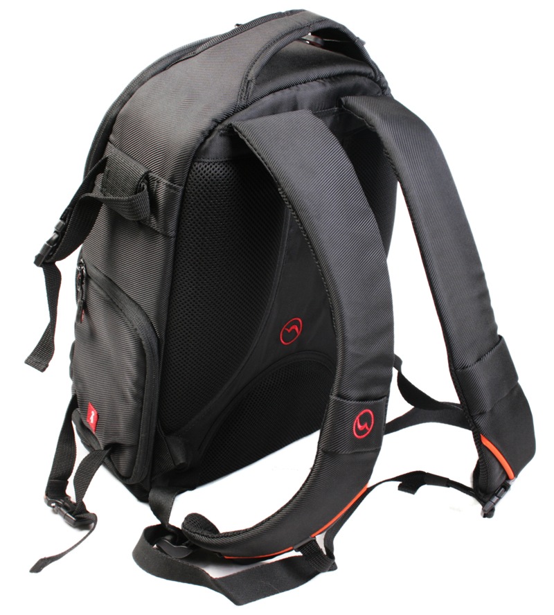 Nest Athena 60 Ryggsäck svart 28 liter
