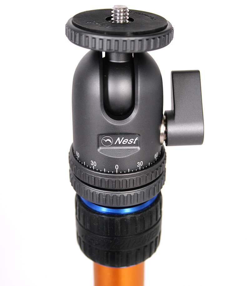 Nest Traveller Kamerastativ 139cm med kulled