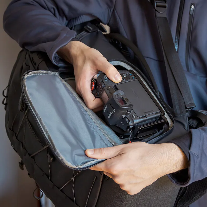  Ulanzi AB01 Outdoor kameraryggsäck 38L med U-Tag från Kamda – snabb leverans och trygg e-handel