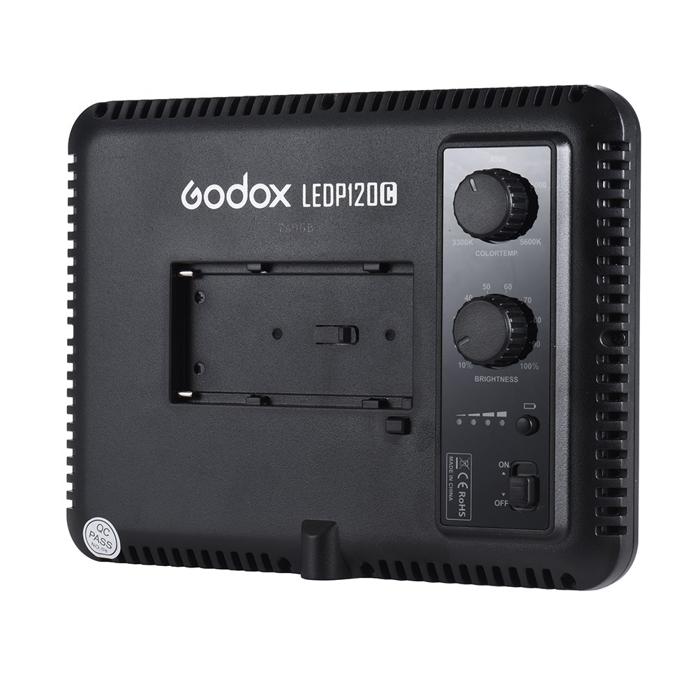 Godox LEDP120C Ultratunt kontinuerligt videoljus (17.5x13cm)