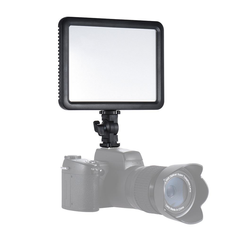 Godox LEDP120C Ultratunt kontinuerligt videoljus (17.5x13cm)